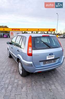 Хетчбек Ford Fusion 2006 в 