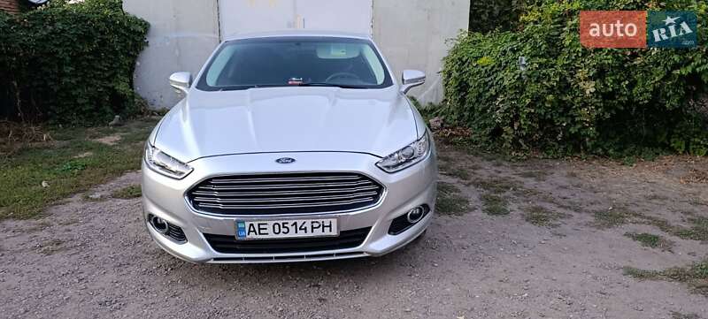 Седан Ford Fusion 2014 в Синельниково