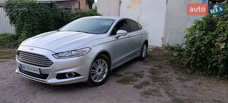 Седан Ford Fusion 2014 в Синельниково