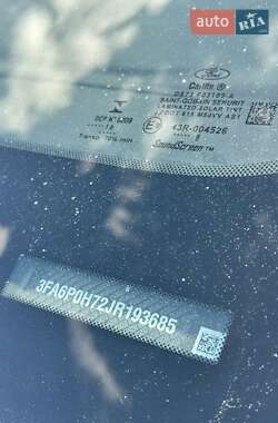 Седан Ford Fusion 2018 в 