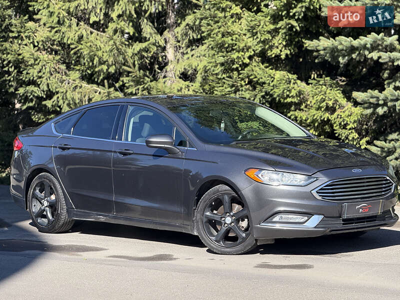 Седан Ford Fusion 2018 в Тернополі