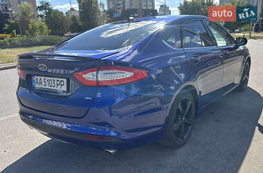 Седан Ford Fusion 2015 в 