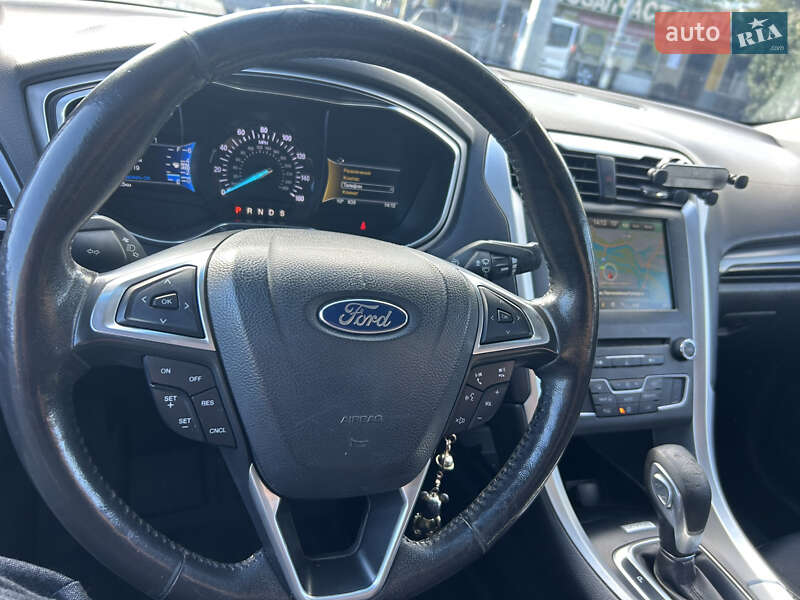 Седан Ford Fusion 2015 в Киеве