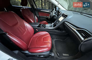 Седан Ford Fusion 2014 в 
