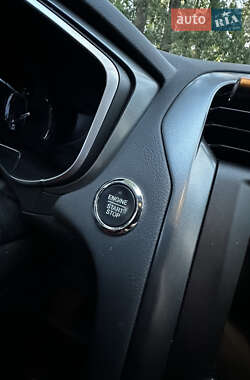 Седан Ford Fusion 2014 в 