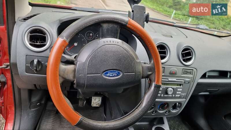 Хэтчбек Ford Fusion 2007 в Киеве