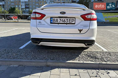 Седан Ford Fusion 2015 в Александрие