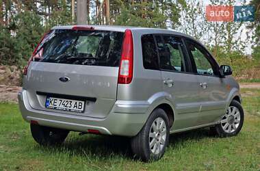 Хетчбек Ford Fusion 2010 в 