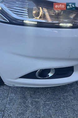 Седан Ford Fusion 2014 в 