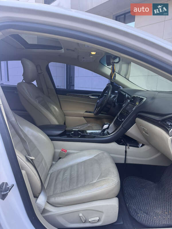 Седан Ford Fusion 2014 в Киеве