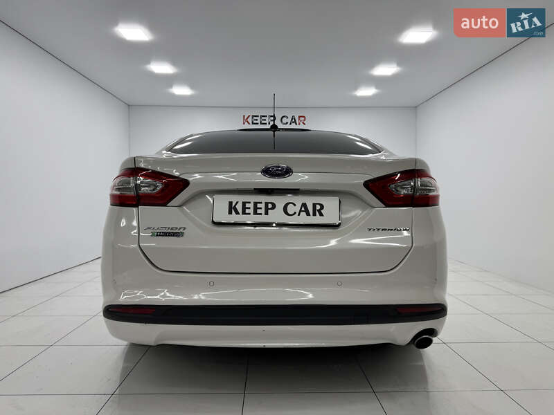 Седан Ford Fusion 2015 в Одесі