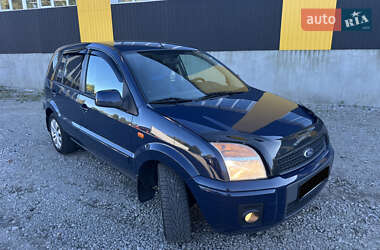 Хетчбек Ford Fusion 2011 в 