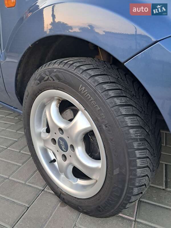 Хэтчбек Ford Fusion 2006 в Прилуках