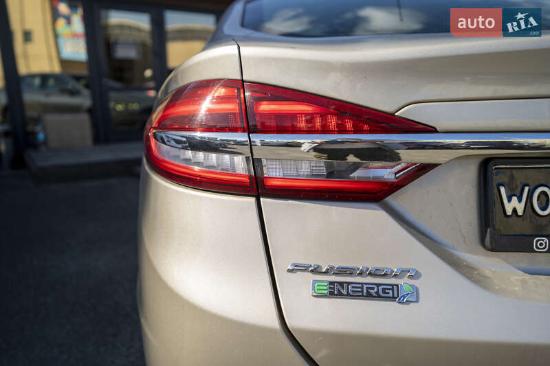 Седан Ford Fusion 2016 в Києві