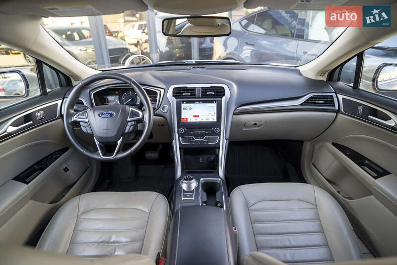 Седан Ford Fusion 2016 в Києві