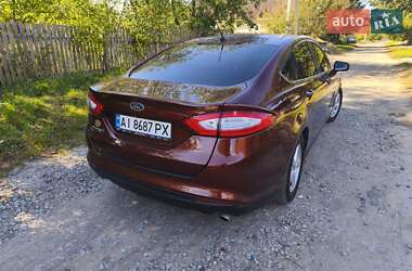 Седан Ford Fusion 2015 в 