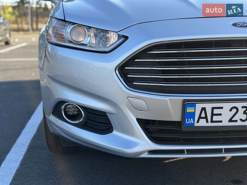 Седан Ford Fusion 2013 в Днепре