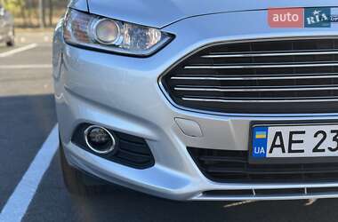 Седан Ford Fusion 2013 в 