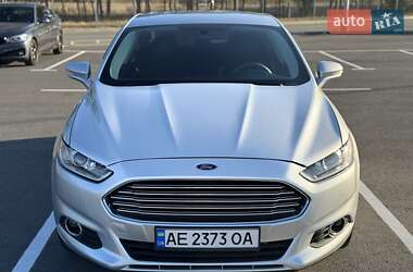 Седан Ford Fusion 2013 в 