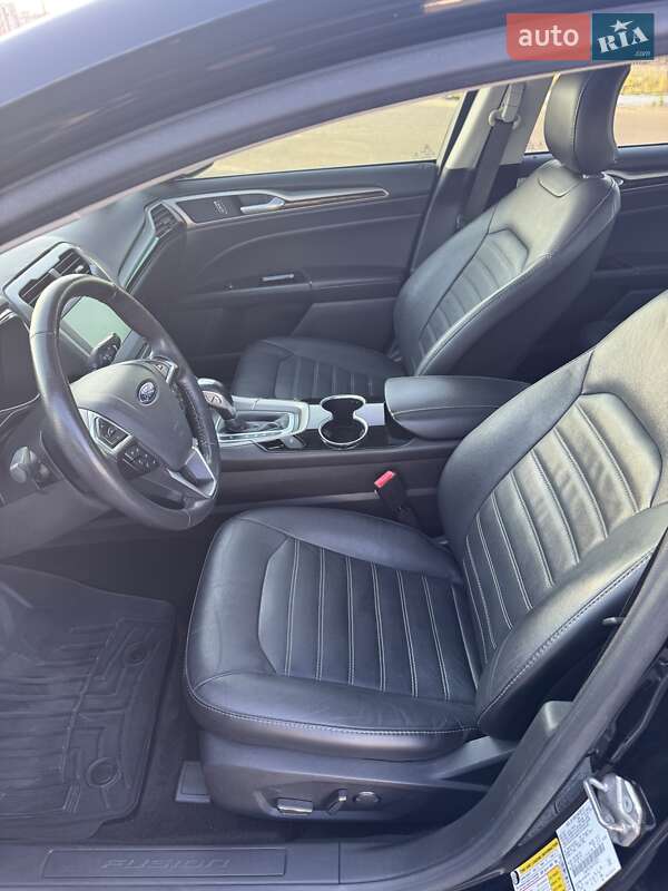 Седан Ford Fusion 2015 в Одессе