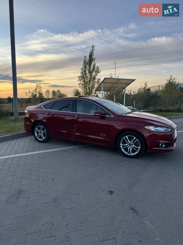 Седан Ford Fusion 2014 в Киеве
