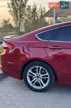 Седан Ford Fusion 2014 в Києві