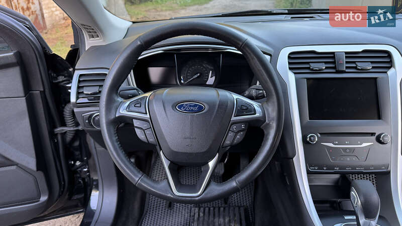 Седан Ford Fusion 2013 в Києві