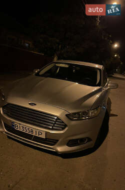 Седан Ford Fusion 2014 в 