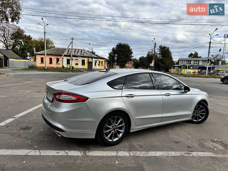 Седан Ford Fusion 2013 в Полтаві