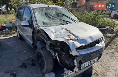 Хэтчбек Ford Fusion 2010 в 