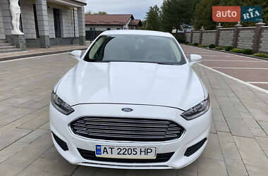 Седан Ford Fusion 2014 в 