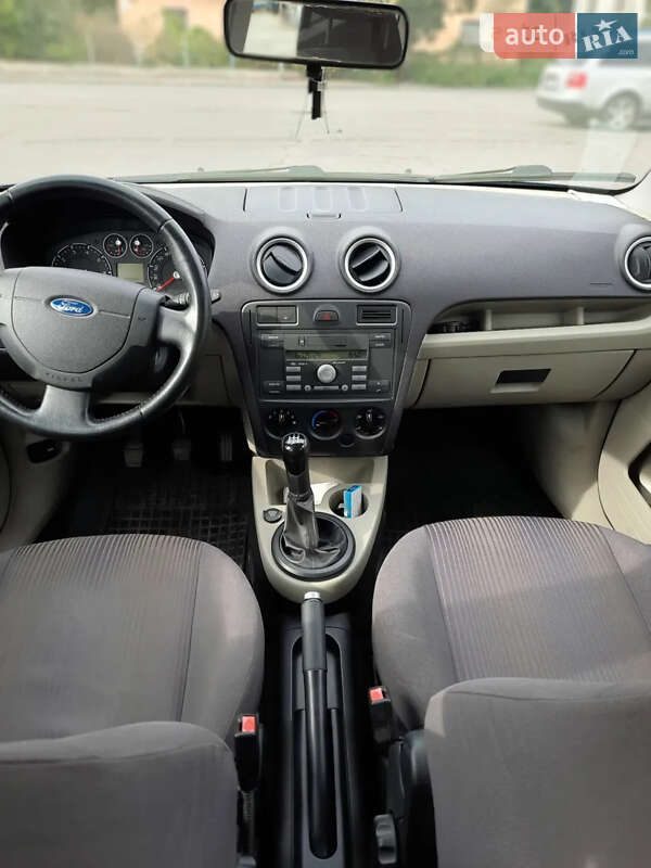 Хетчбек Ford Fusion 2006 в Вінниці