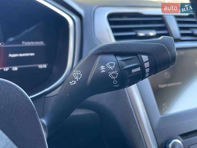 Седан Ford Fusion 2017 в Києві
