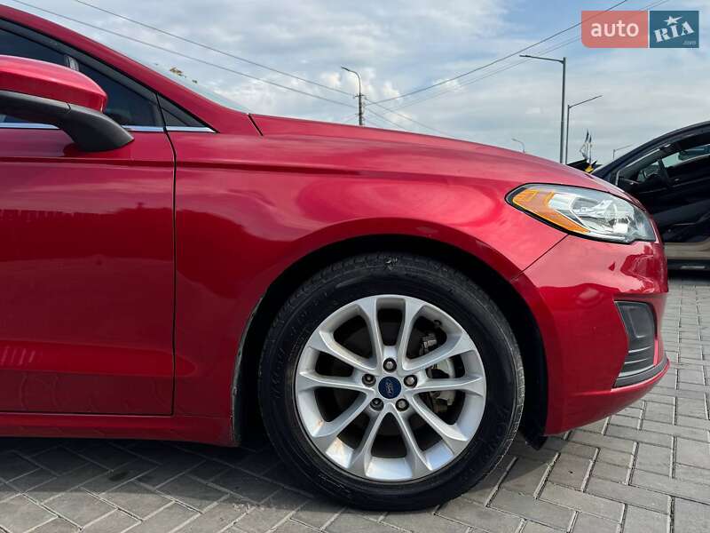 Седан Ford Fusion 2020 в Луцке