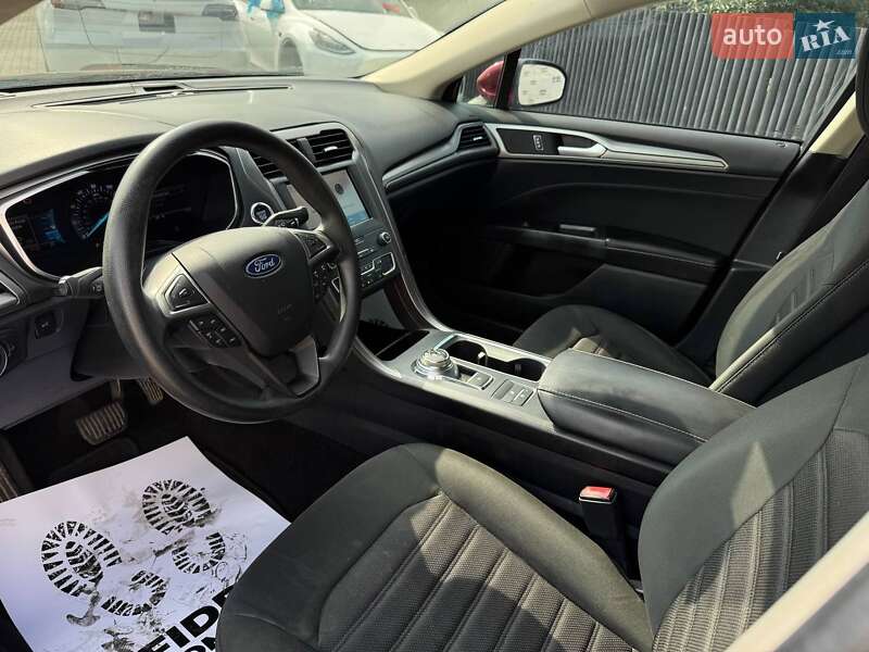 Седан Ford Fusion 2020 в Луцке