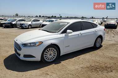 Ford Fusion 2016