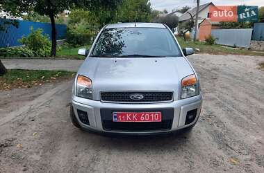 Хэтчбек Ford Fusion 2006 в 