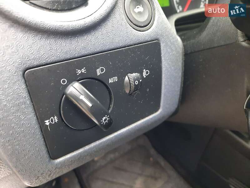 Хэтчбек Ford Fusion 2006 в Полтаве фото 19 Хэтчбек Ford Fusion 2006 в Полтаве