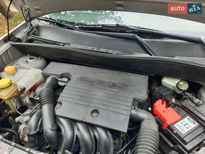 Хэтчбек Ford Fusion 2006 в Полтаве фото 94 Хэтчбек Ford Fusion 2006 в Полтаве