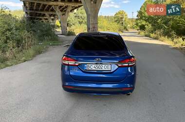 Седан Ford Fusion 2017 в 