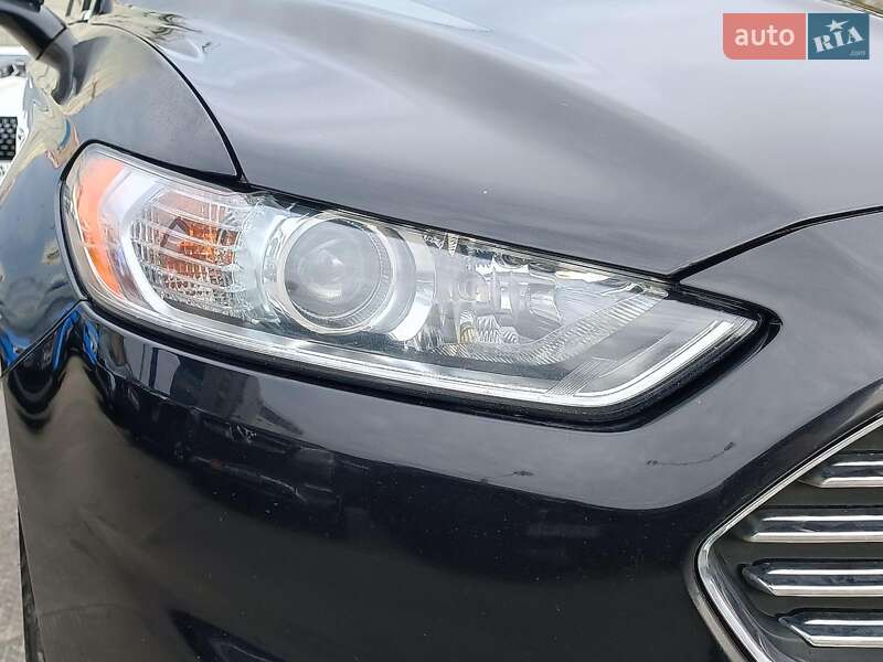 Седан Ford Fusion 2013 в Харькове