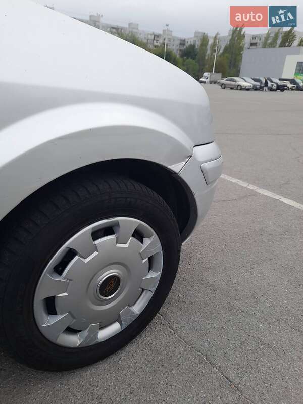 Хэтчбек Ford Fusion 2010 в Запорожье