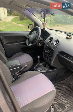 Хетчбек Ford Fusion 2008 в 