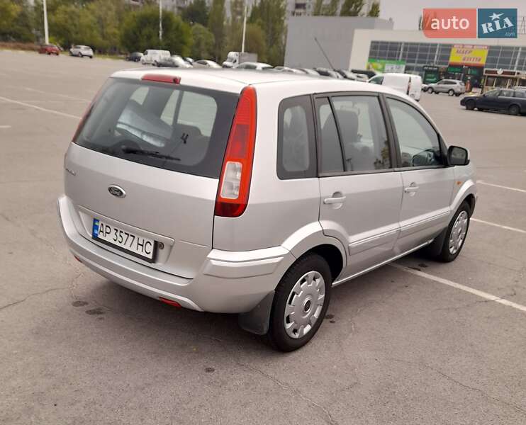 Хэтчбек Ford Fusion 2010 в Запорожье