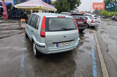 Хетчбек Ford Fusion 2003 в 