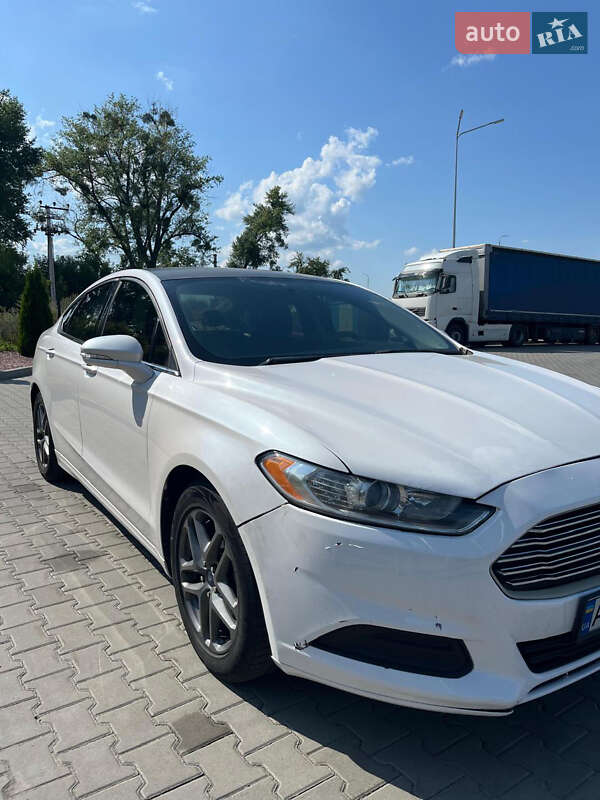 Седан Ford Fusion 2013 в Житомирі