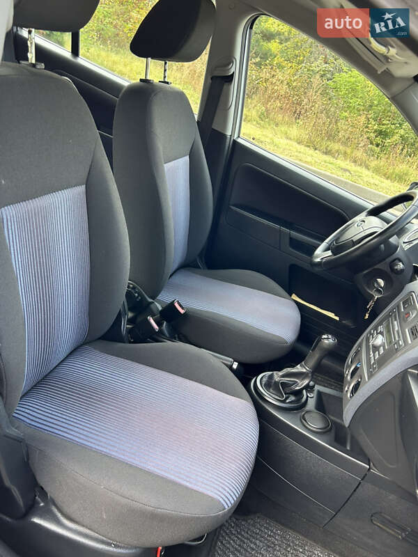 Хетчбек Ford Fusion 2008 в Прилуках фото 22 Хетчбек Ford Fusion 2008 в Прилуках