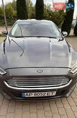 Седан Ford Fusion 2015 в 
