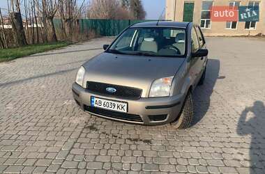 Хетчбек Ford Fusion 2004 в Павлограді