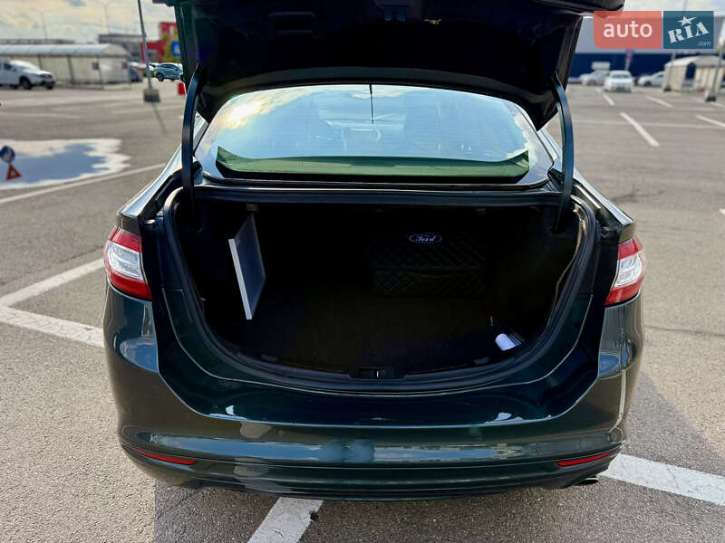 Седан Ford Fusion 2014 в Одессе